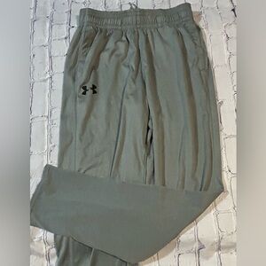 UNDER ARMOUR mens size small grey lightweight pants